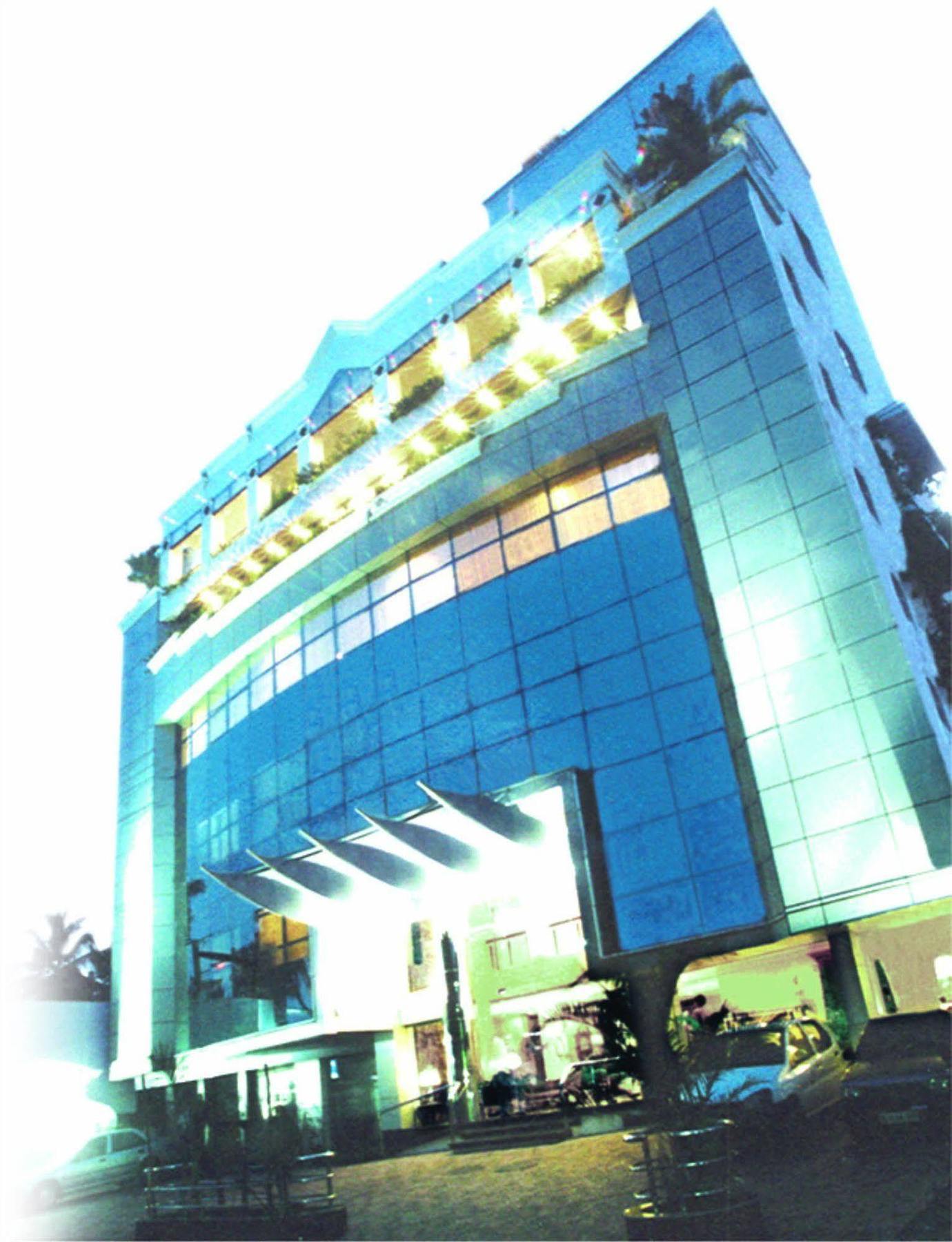 Maurya Rajadhani Thiruvananthapuram Exterior photo